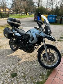 BMW F 650 GS .  798 cc