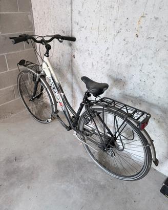 Bici turismo da donna