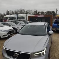 Volvo XC40 T2 automatico Essential