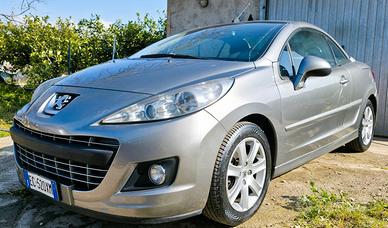 PEUGEOT 207 1.6 8V HDi 112CV CC Féline