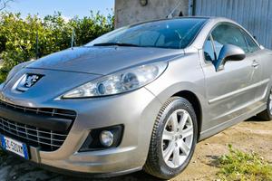 PEUGEOT 207 1.6 8V HDi 112CV CC Féline