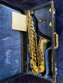 Saxofono contralto king