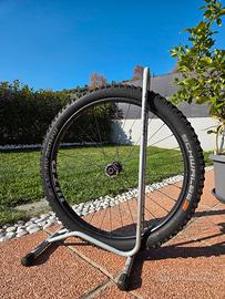 cerchio 27,5 gommato Scwhalbe + inserto Tannus