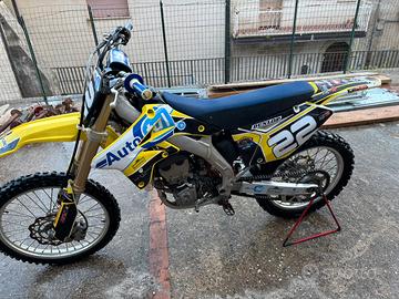 Suzuki rmz 250