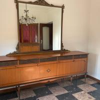 Mobile antico vintage