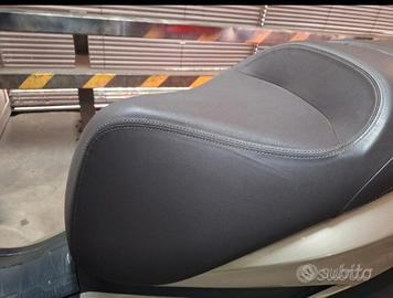 Sella Piaggio Beverly 300