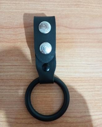 Anello porta torcia o manganello