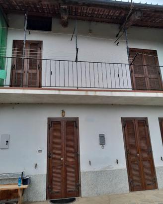 Casa. Terratetto semindipendente