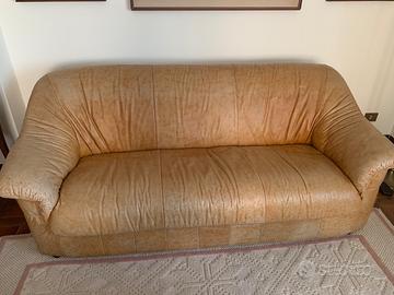 Divano con 2 poltrone in pelle