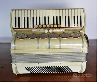 Fisarmonica Scandalli madre perla bianca 41/120