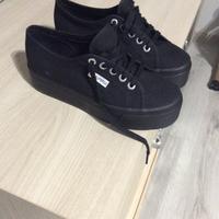 Scarpe Superga