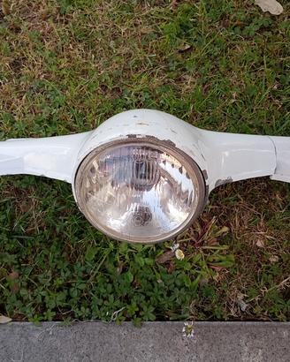 sterzo manubrio  vespa completo di fanale 125