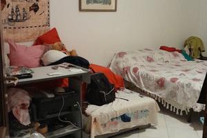 Camera singola grande