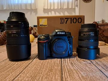 Nikon D7100 con obiettivi