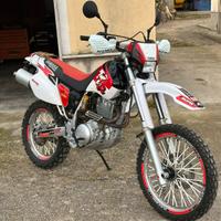 Yamaha TTR 600