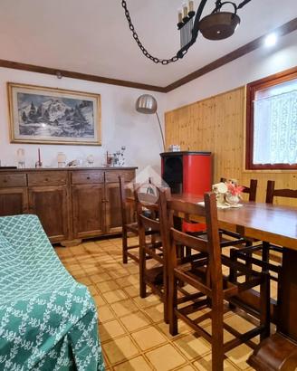 3 LOCALI A ABETONE CUTIGLIANO