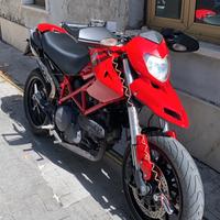 Ducati hypermotard 796