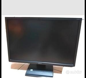 Monitor PC Acer V223W 