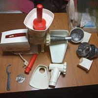 macchina passa pomodoro 