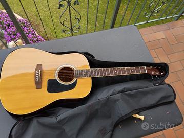 chitarra acustica