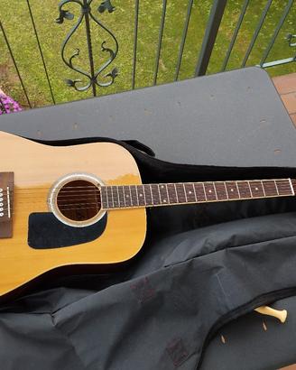 chitarra acustica