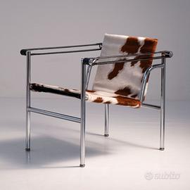 Poltroncina LC1 di Le Corbusier per Cassina