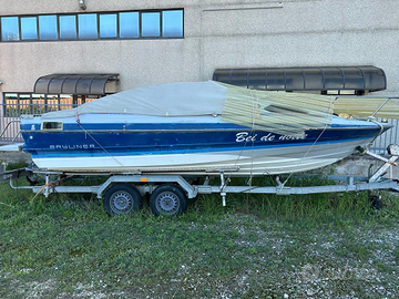 Bayliner capri cuddy