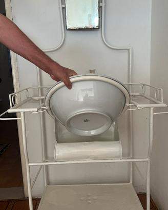 Catino in ceramica con supporto ferro
