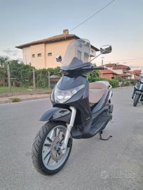 scooter beverly 250 ie