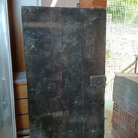 vecchia porta in castagno 