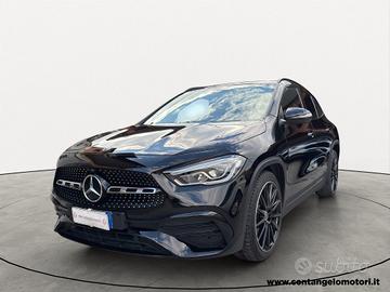 MERCEDES-BENZ GLA 200 d Automatic Premium