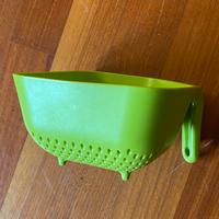 Scolapasta SQUARE COLANDER di Joseph & Joseph
