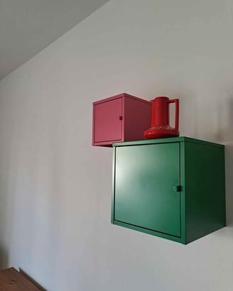 Composizione Lixhult ikea Mobiletto e due cubi
