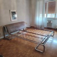 Letto stile Bauhaus Marcel Breuer anni 70 