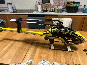 Elicottero rc raw 700