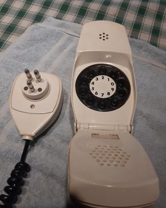 Articoli d'arredo : vari telefoni retro' 