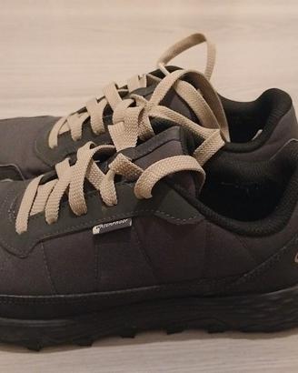 scarpe trekking unisex Decathlon 