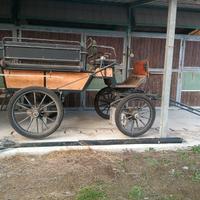 CARROZZA GOMMATA