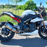 Triumph Speed triple 1050 ABS