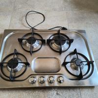 Piano cottura, forno e lavello