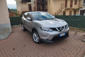 Nissan quashqai