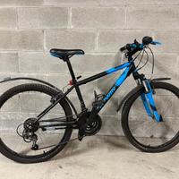 Bici MTB Rockrider 24" da 9/12 anni