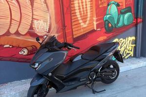Tmax 560