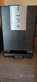 Woofer da pavimento Teac e diffusori Denon