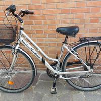 Bicicletta city bike