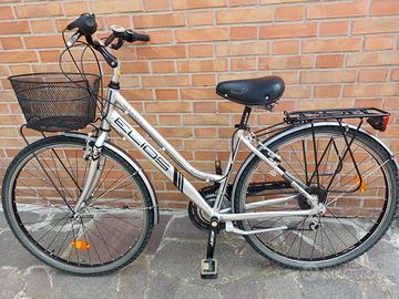 Bicicletta city bike
