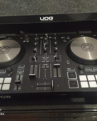 dj controller traktor s2 mk2 con flightcase udg