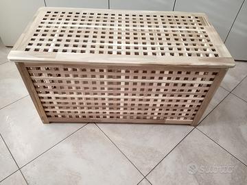 Cassapanca in legno