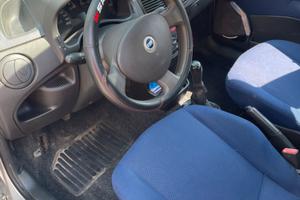 Fiat punto 1300 multijet motore perfetto