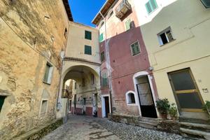 4 LOCALI A PERINALDO